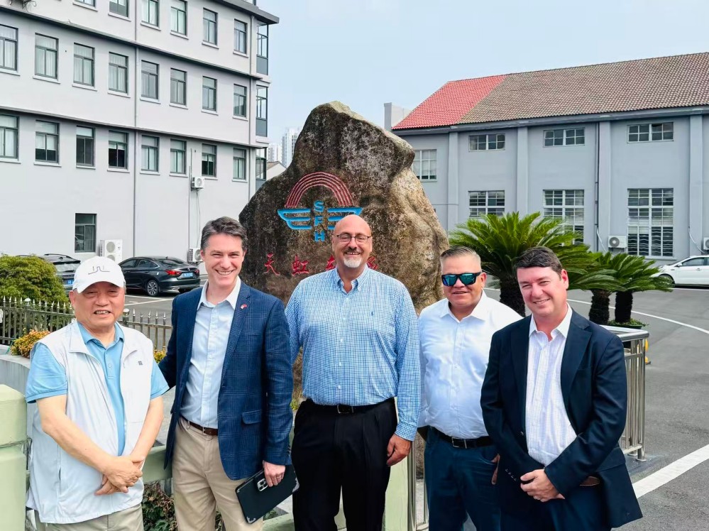 US Customer Visiting MTWB Factory US Customer Visiting MTWB Factory